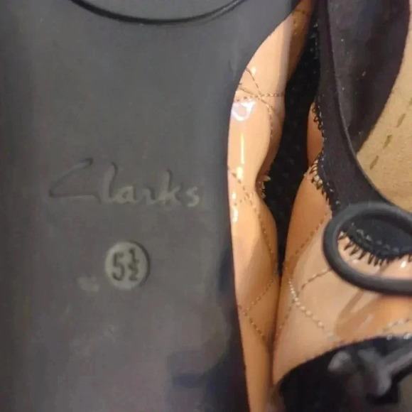 Clark's Women's Ballet Flats Sized 5.5 - Picture 8 of 10
